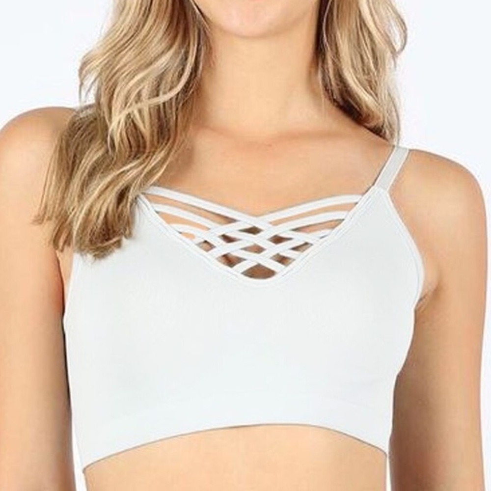 BOUTIQUE ITEM-  NO PADS-LATTICE BRALETTE ADJUSTABLE STRAPS, PERFECT W/ V-NECK